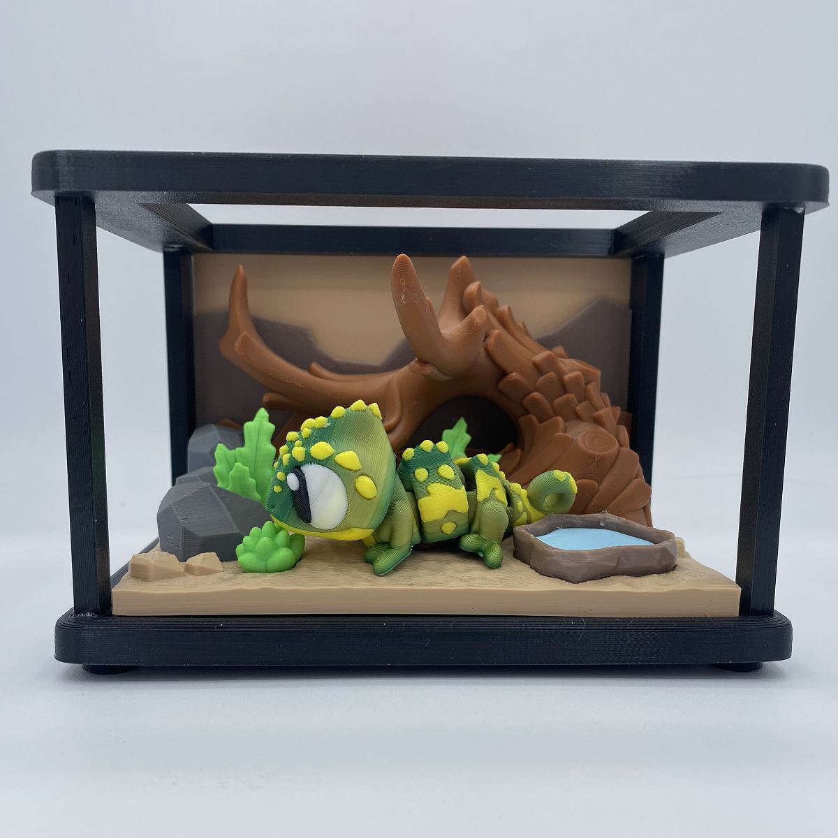 Reptile enclosure with a chameleon 3D printed diorama