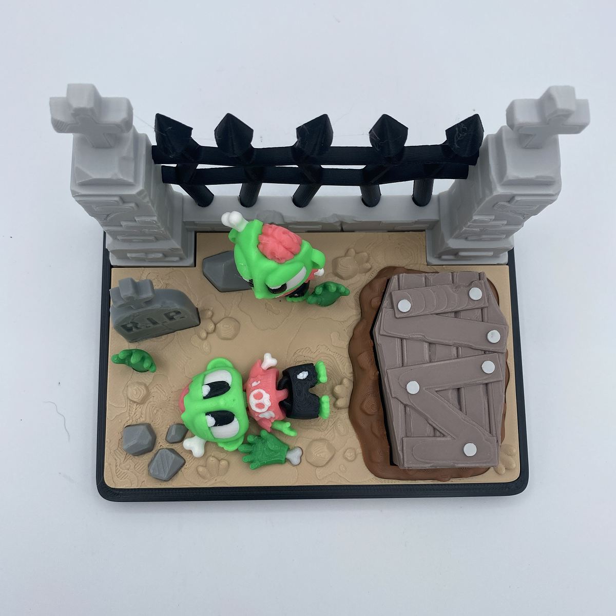 Zombie Graveyard Playset - 3D Printed Articulated Diorama