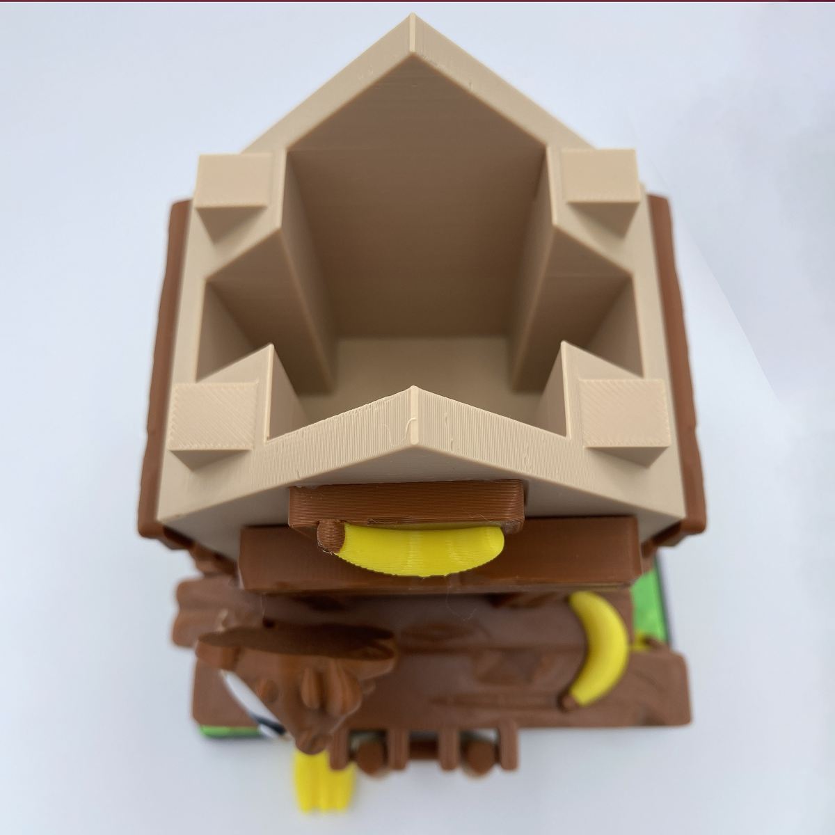 MonkeyHousewithroofoffinside - Kimmie's Creations L.L.C.