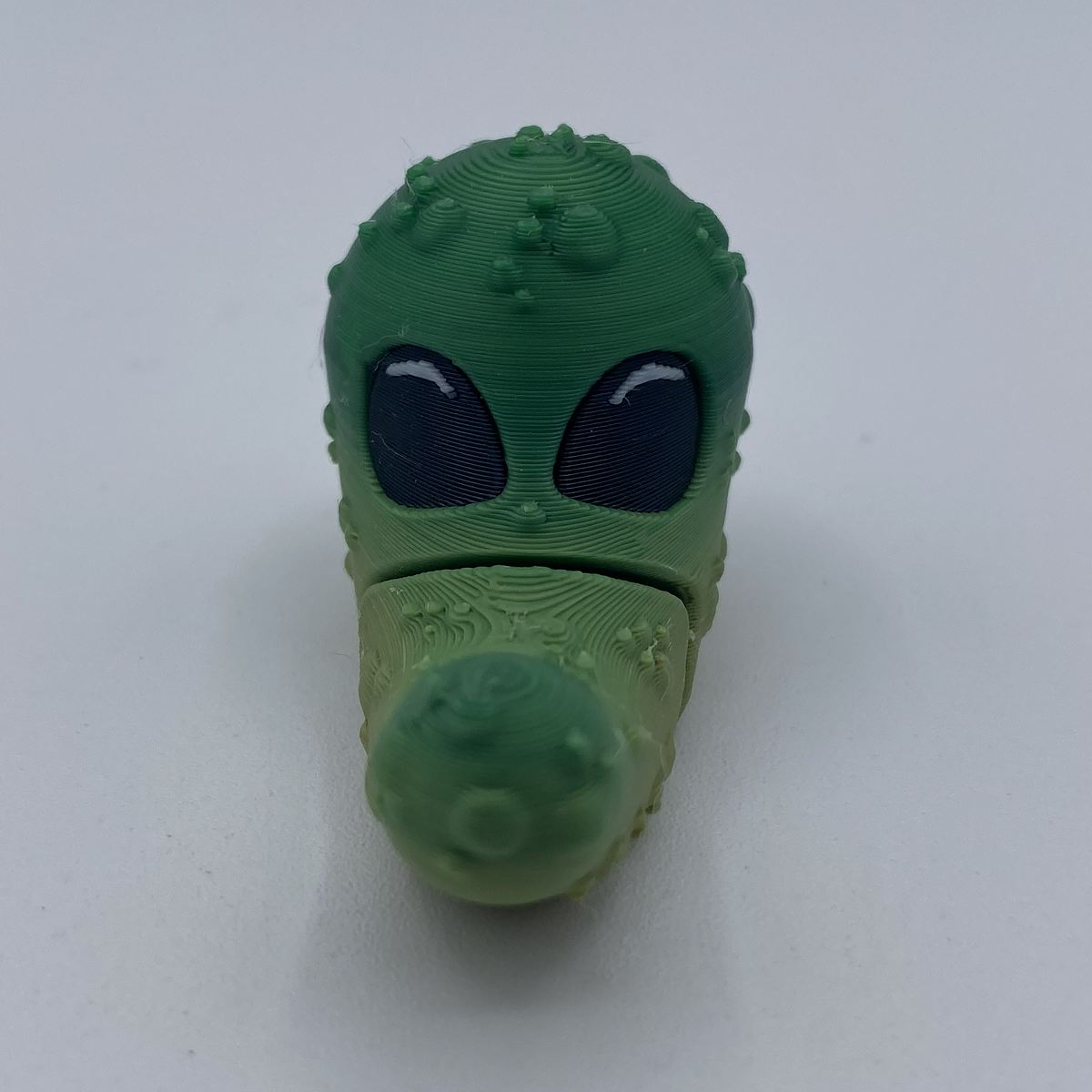 Tickles the Pickle - Articulated 3D Printed Fidget Toy & Keychain
