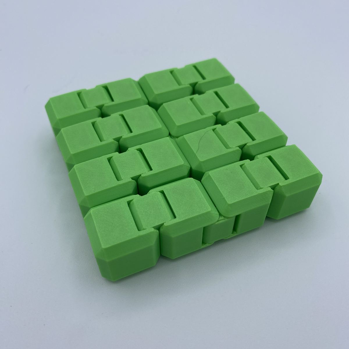 yafic16cubeflashgreen - Kimmie's Creations L.L.C.